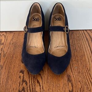 Sofft Navy Mary Jane Heels